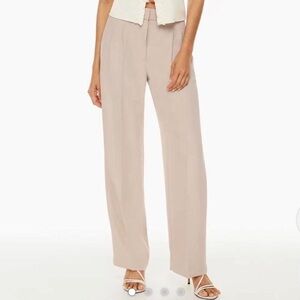 Aritzia Effortless Pant